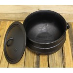 Potjie Cast Iron Flat Pot - 10 Quart Size 3